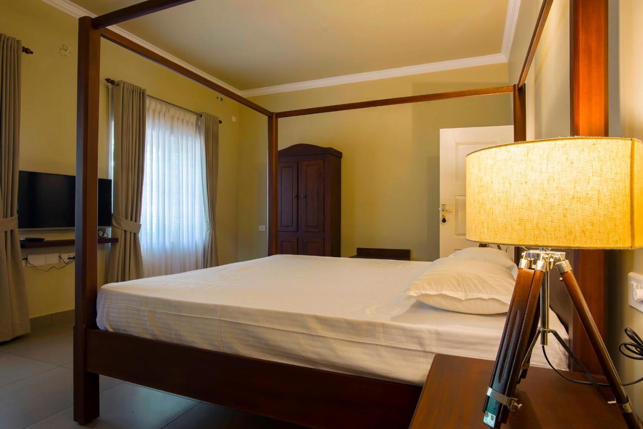 Alencherry Plantation Homestay Thekkady Bagian luar foto