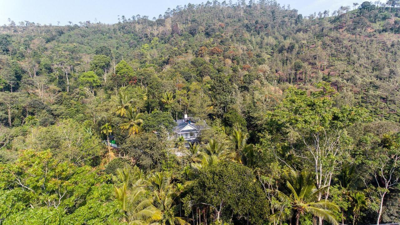 Alencherry Plantation Homestay Thekkady Bagian luar foto