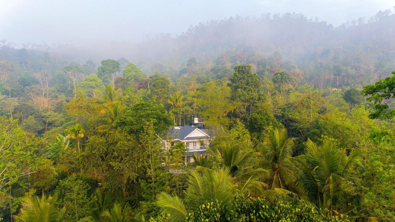 Alencherry Plantation Homestay Thekkady Bagian luar foto